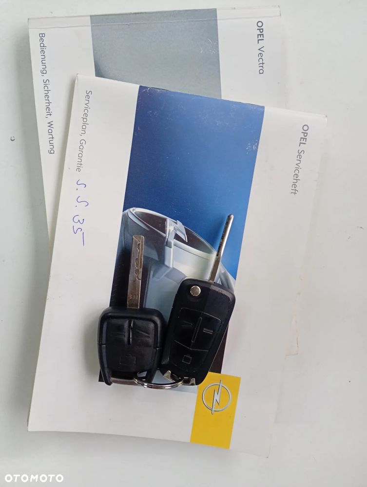 Opel Vectra - 12