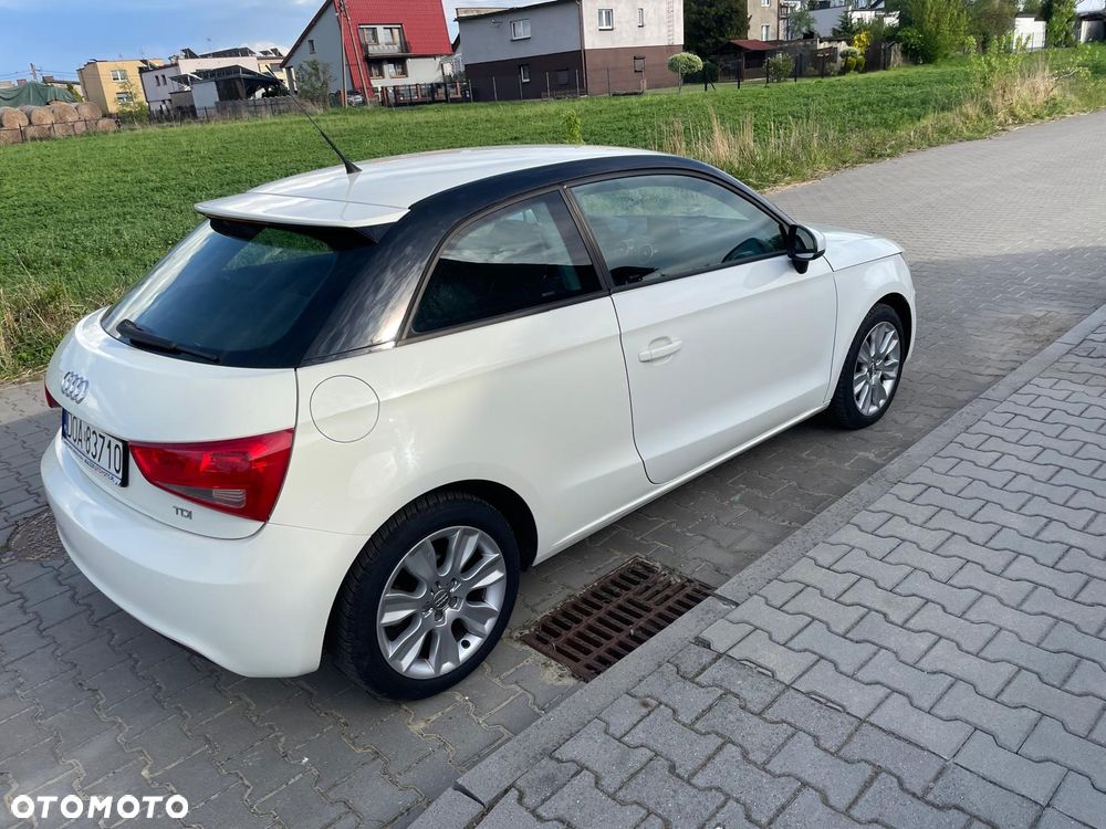 Audi A1 3-drzwiowe 1.6 TDI S line Sportpaket - 4