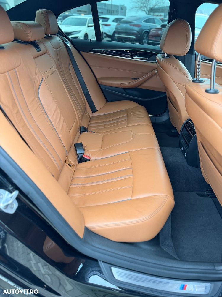 BMW Seria 5 520d xDrive AT - 11