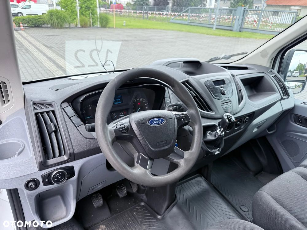 Ford Transit Doka 7-miejsc + Skrzynia  Salon PL Jeden Właściciel - 9