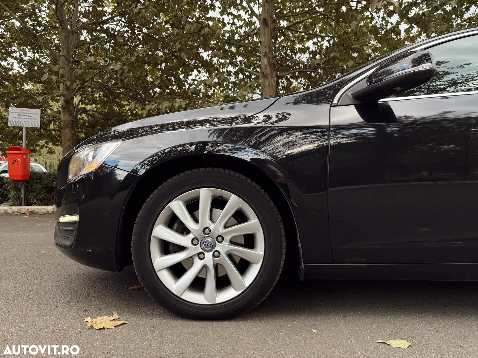 Volvo V60 D2 ECO Start-Stop Momentum - 2