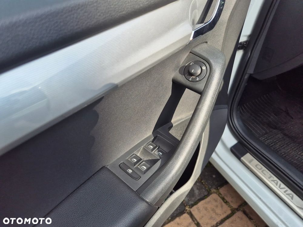 Skoda Octavia 1.4 TSI Elegance DSG - 15
