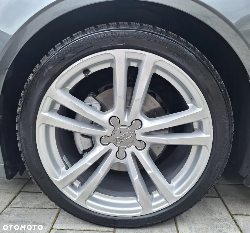 Audi A3 1.6 TDI Sport S tronic - 22