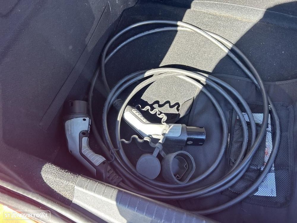 Peugeot e-208 50 kWh GT Line - 12