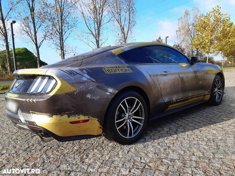 Ford Mustang 2.3 EcoBoost Aut. - 1