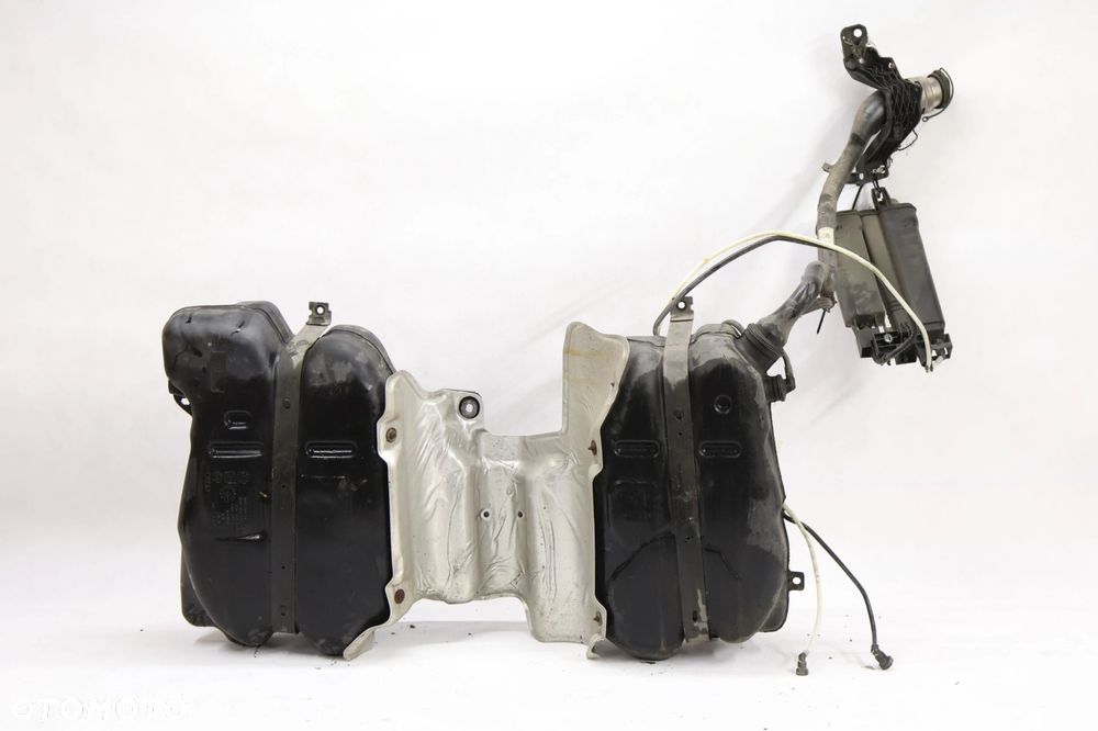 Audi A3 S3 zbiornik paliwa 5Q0201022KA 2.0TSI - 2