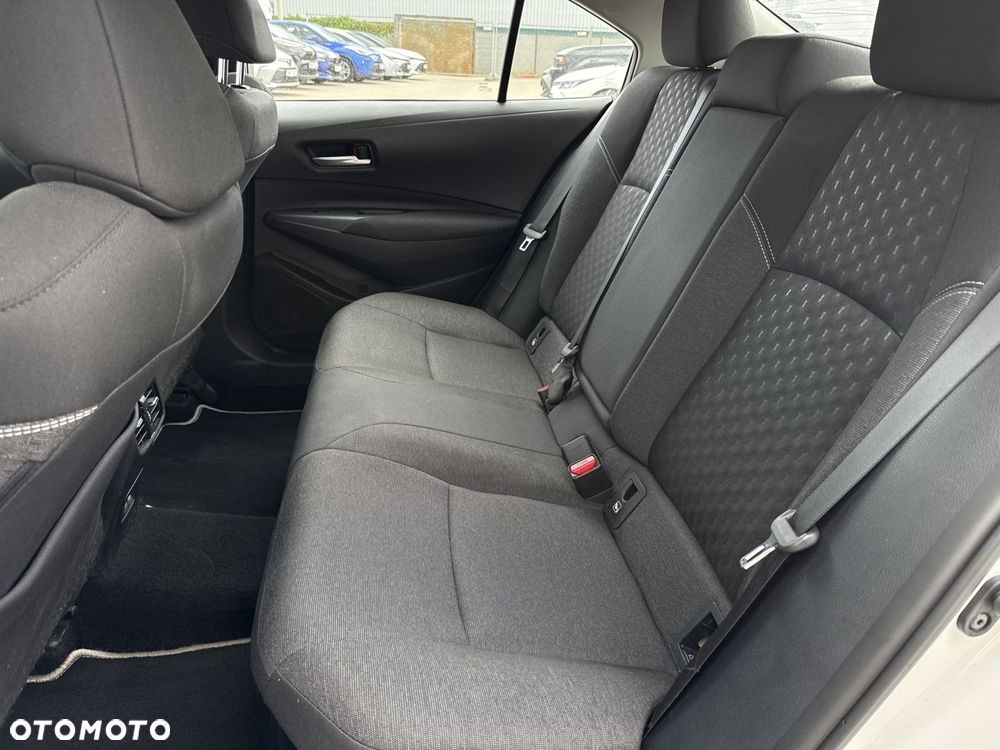 Toyota Corolla 1.8 Hybrid Comfort - 12