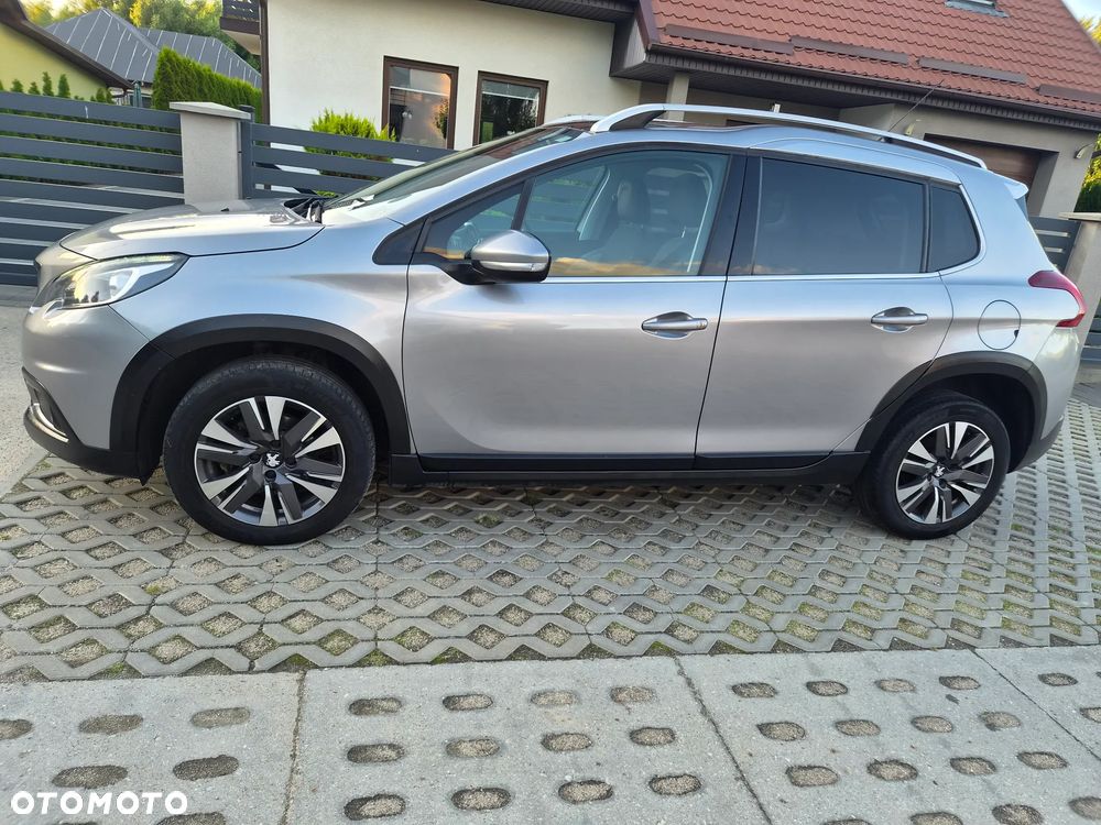 Peugeot 2008 BlueHDi 100 STOP & START Allure - 14