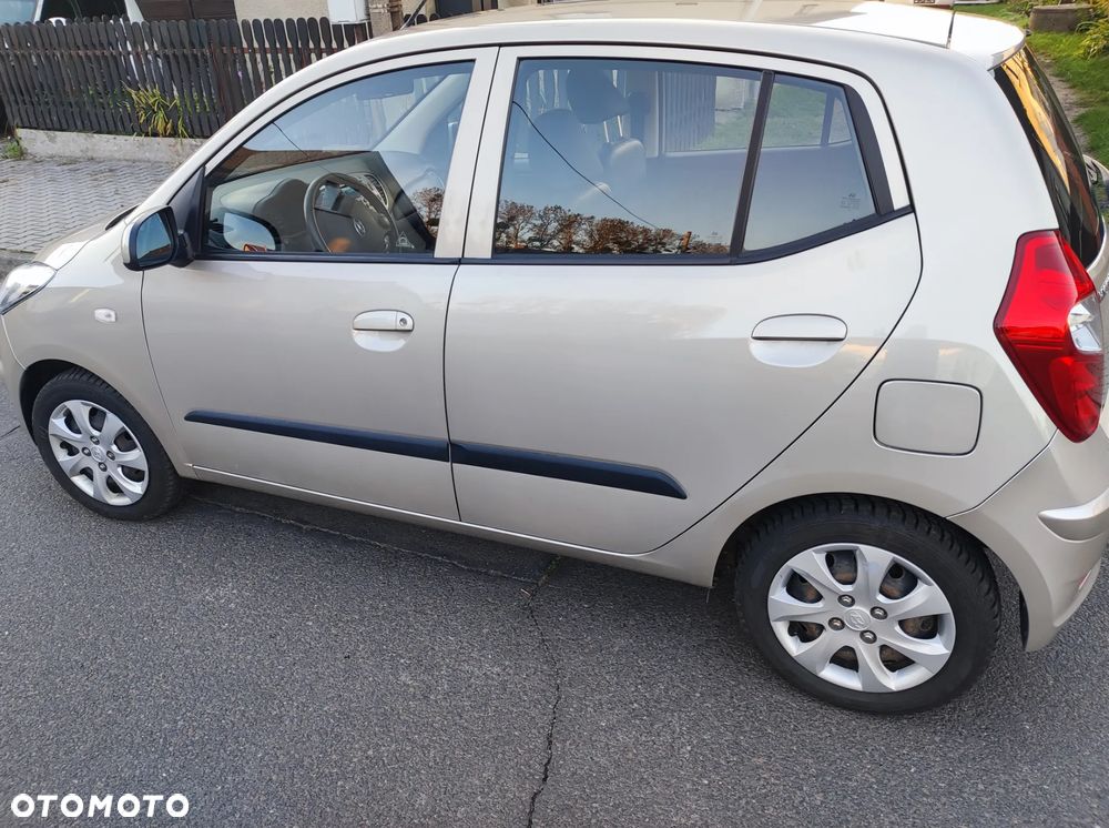 Hyundai i10 1.1 Automatik Style - 6