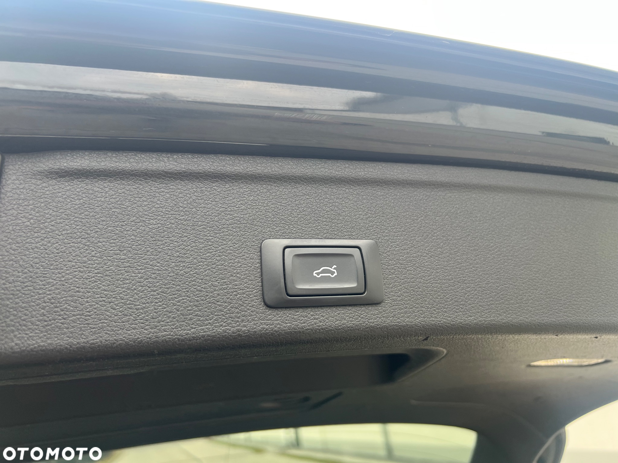Audi A4 Avant 2.0 TDI S tronic - 26