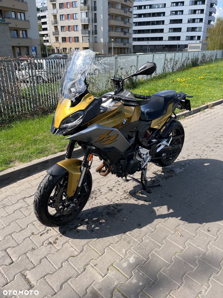 BMW F - 2