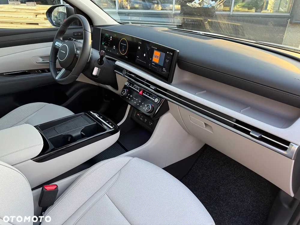 Hyundai Tucson 1.6 T-GDi HEV Platinum 2WD - 23