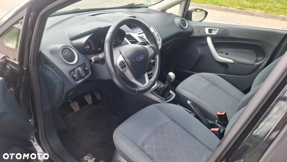 Ford Fiesta 1.25 Gold X - 8