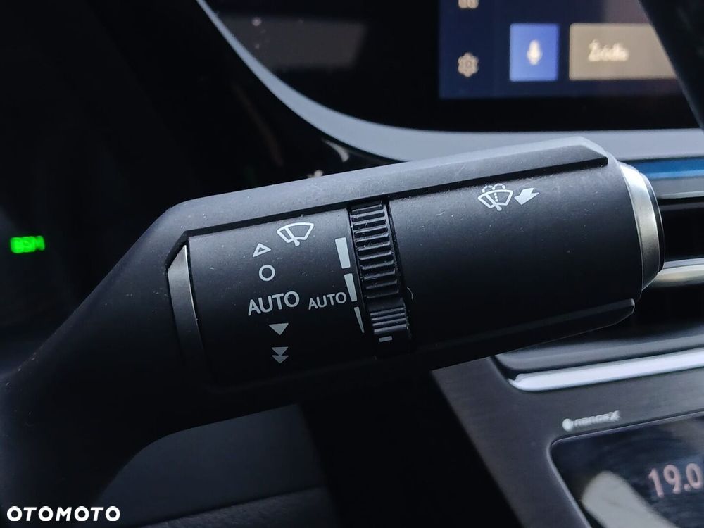 Lexus ES 300h Business Edition - 33