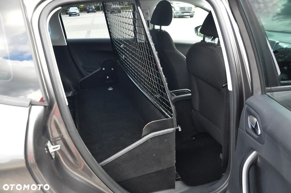 Peugeot 2008 1.6 BlueHDi Active - 29