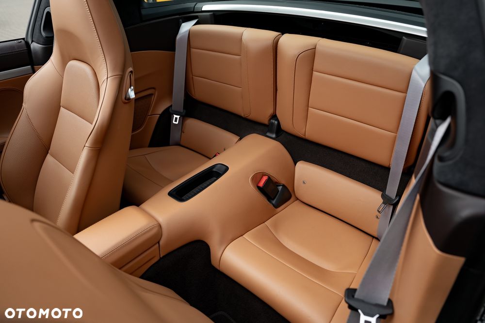 Porsche 911 Targa 4S PDK - 15