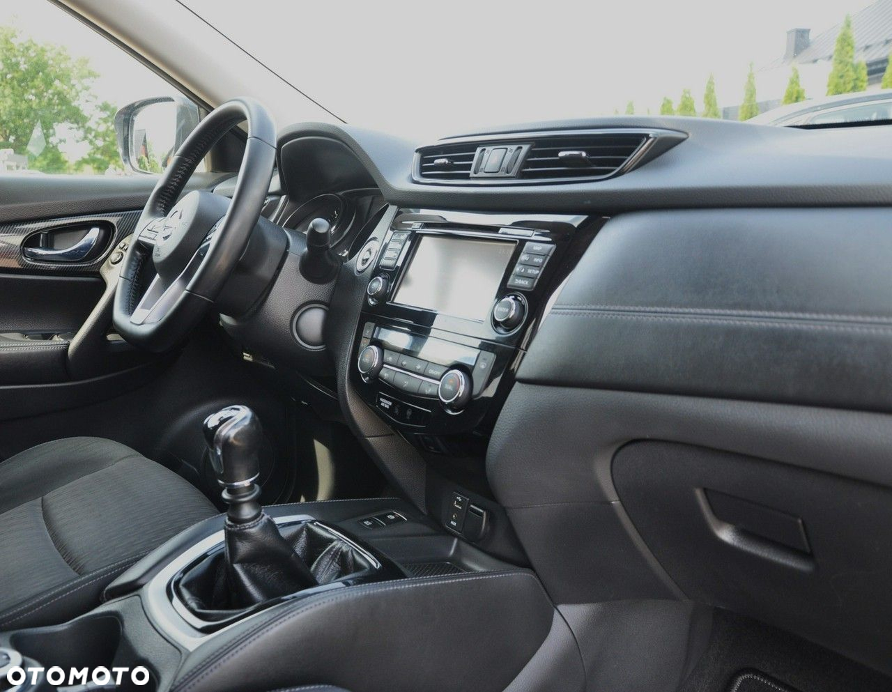 Nissan X-Trail 1.6 DCi N-Connecta 4WD - 20