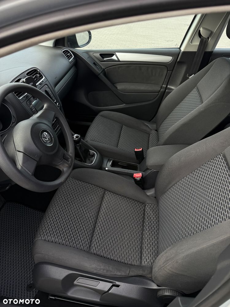 Volkswagen Golf - 15