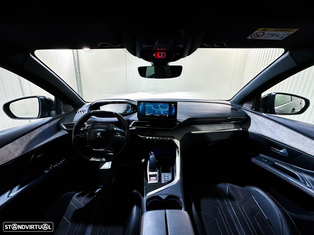 Peugeot 3008 1.6 Hybrid GT Pack e-EAT8 - 11