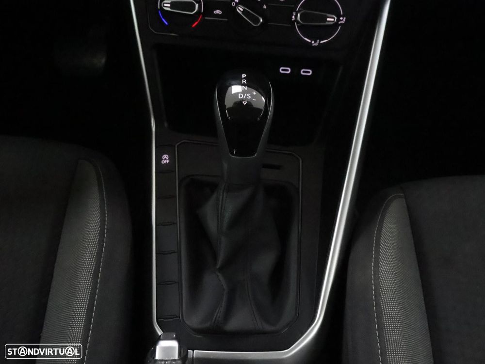 VW Polo 1.0 TSI Life DSG - 24