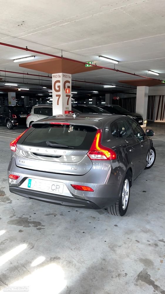 Volvo V40 D2 - 3