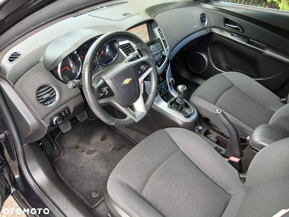 Chevrolet Cruze 1.8 LTZ - 21