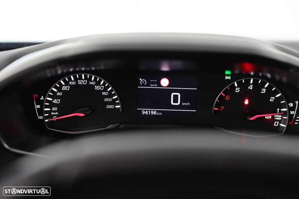 Peugeot 2008 1.5 BlueHDi Allure - 9