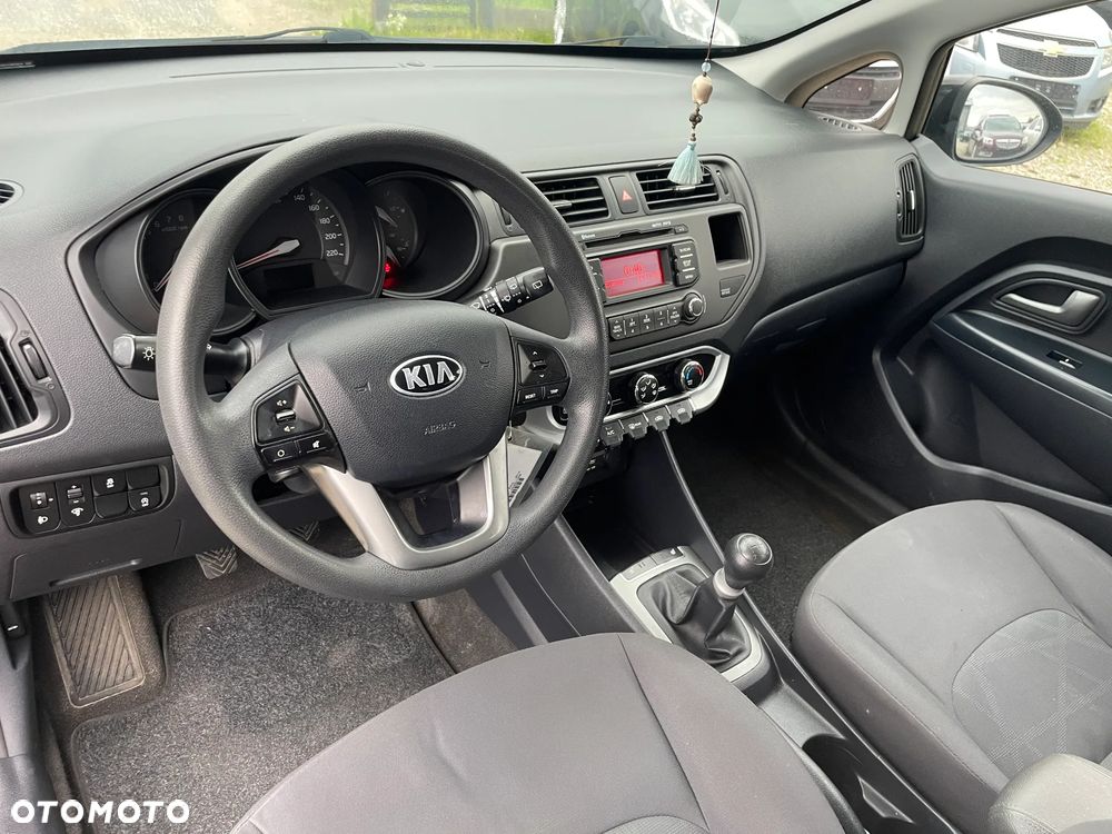 Kia Rio 1.2 Spirit - 11