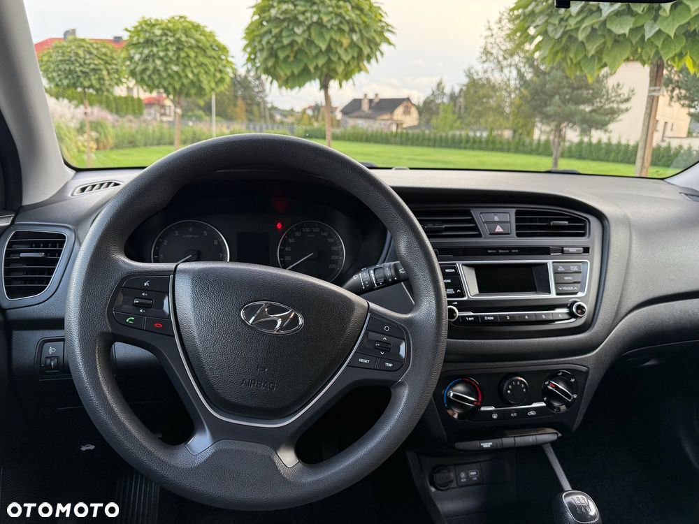 Hyundai i20 1.2 Select - 22