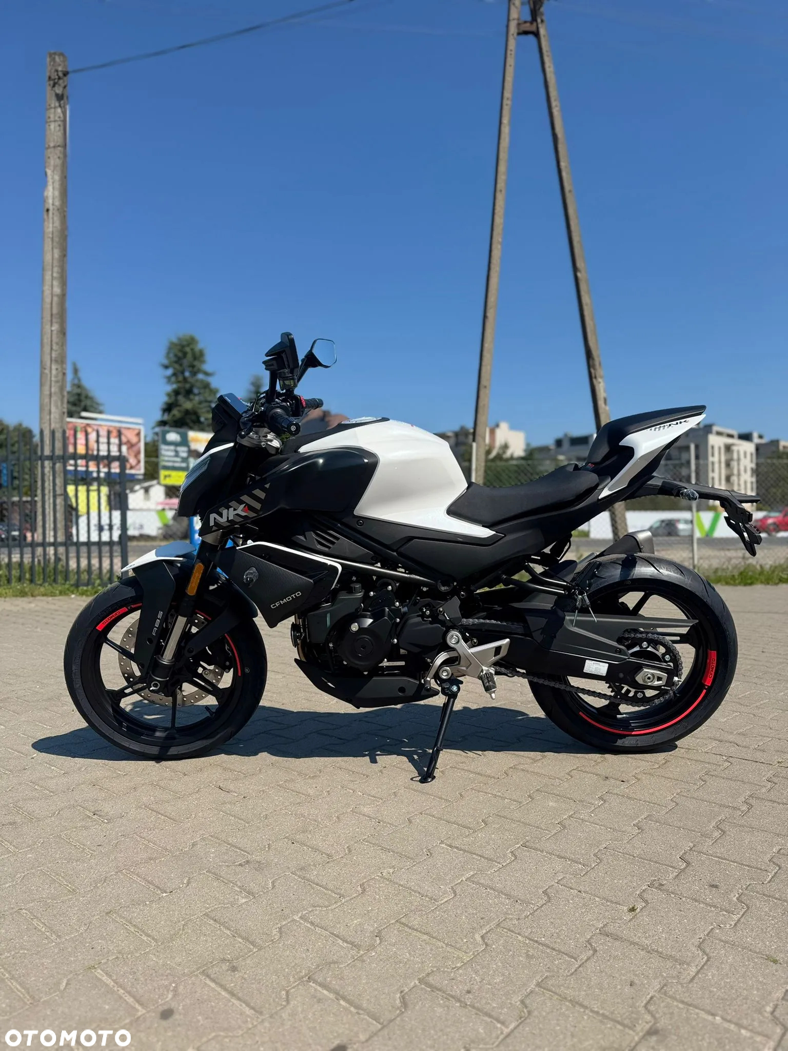 CFMoto 450NK - 17