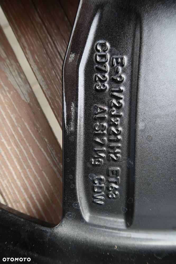 AD13 Felga Audi Q6 85E601025Q 9,5x21et63 - 5