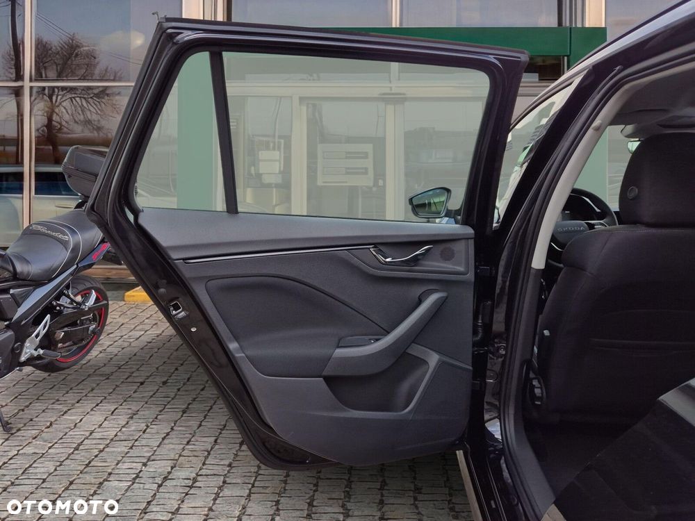 Skoda Kamiq 1.0 TSI Drive - 18