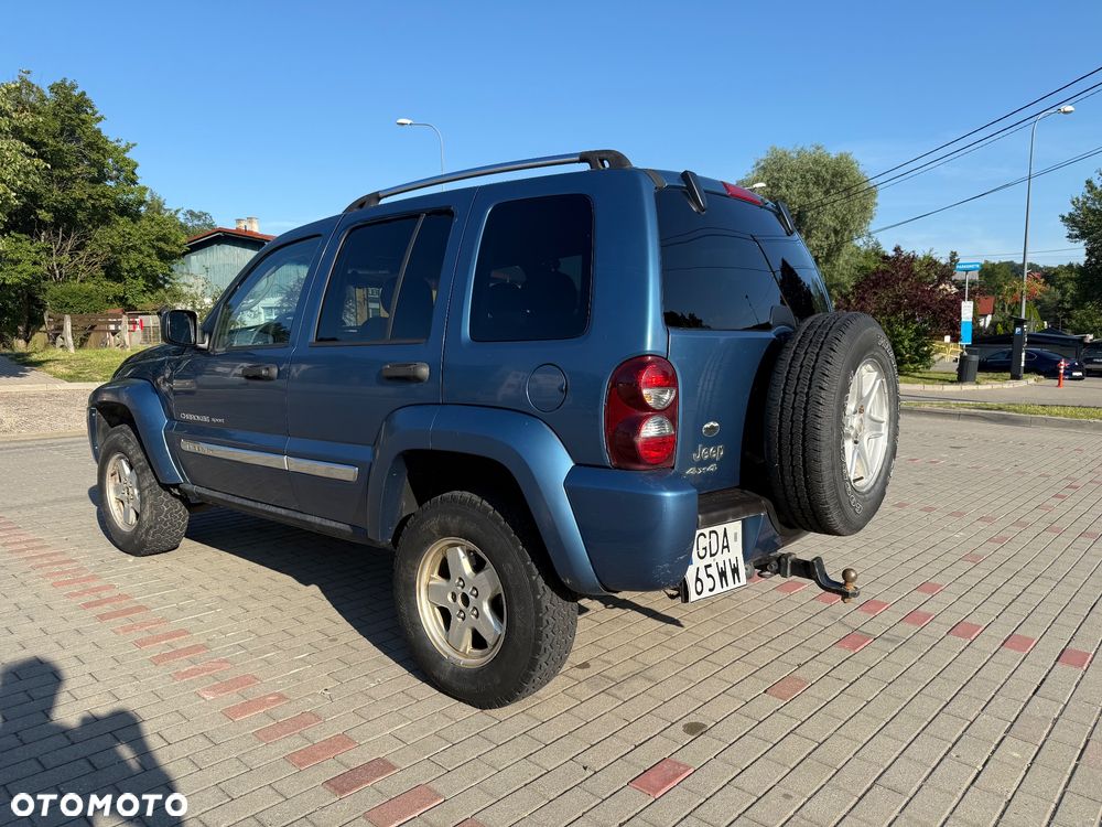 Jeep Liberty 2.8 CRD 4x4 - 5