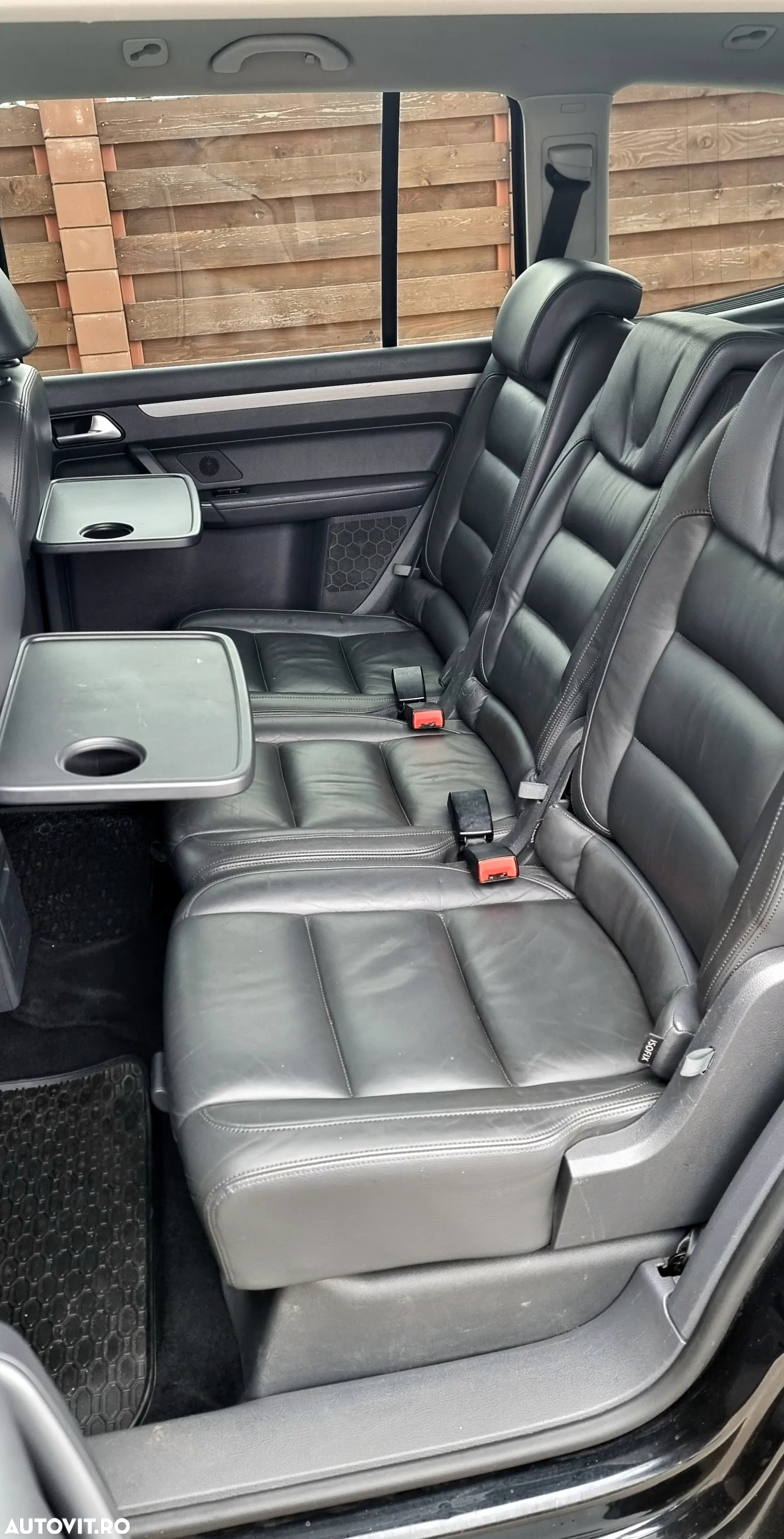 Volkswagen Touran 2.0 TDI DPF DSG Cross - 8