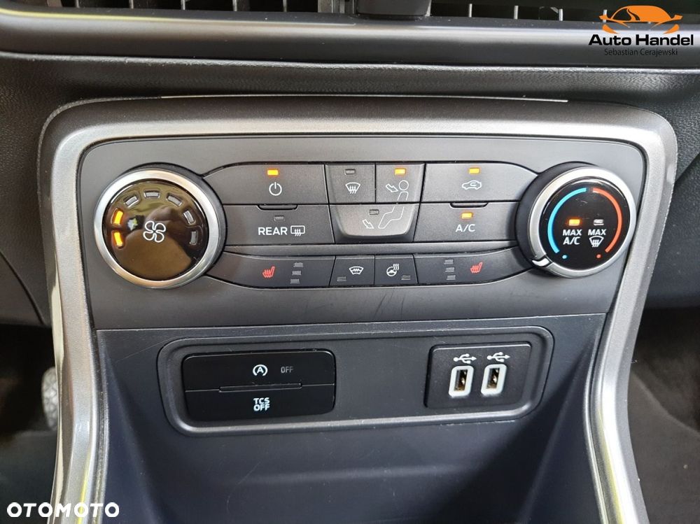 Ford EcoSport - 32