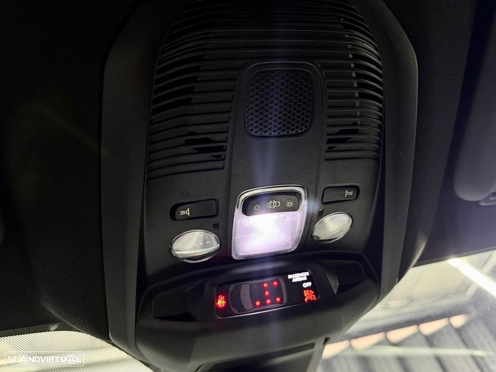 Peugeot 5008 BlueHDI 130 EAT8 Active Pack - 28