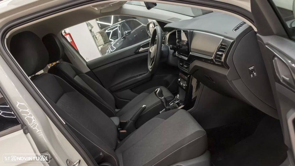 VW T-Cross 1.0 TSI Urban - 13