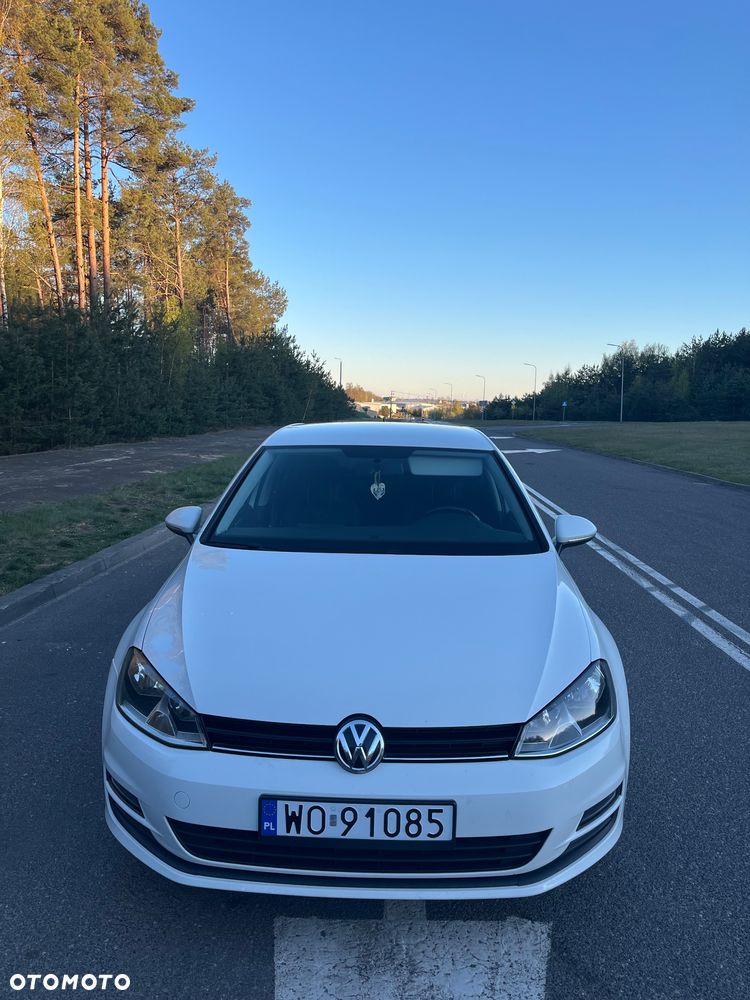 Volkswagen Golf 1.6 TDI BlueMotion Comfortline - 17