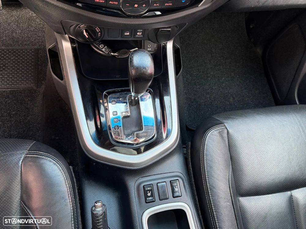 Nissan Navara 2.3 dCi CD 4WD Tekna AT - 9