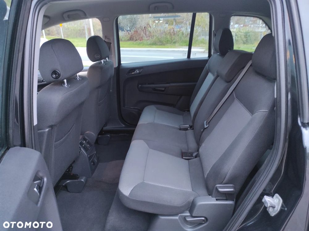 Opel Zafira 1.8 Navi - 15