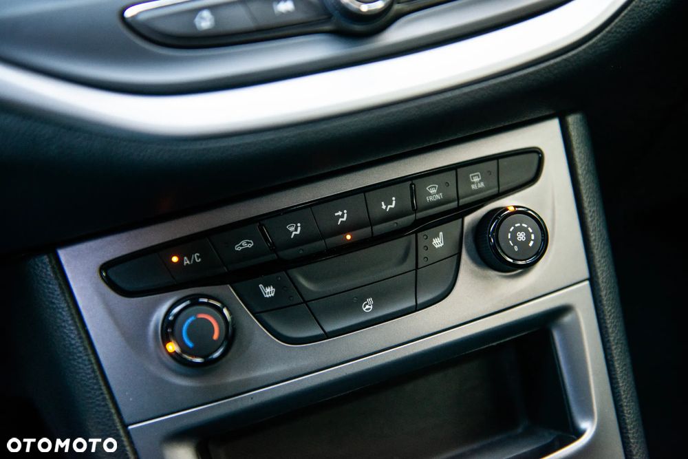 Opel Astra 1.5 D Start/Stop Business Elegance - 34