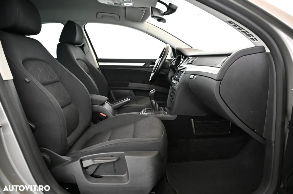 Skoda Superb 2.0 TDI Ambition - 18