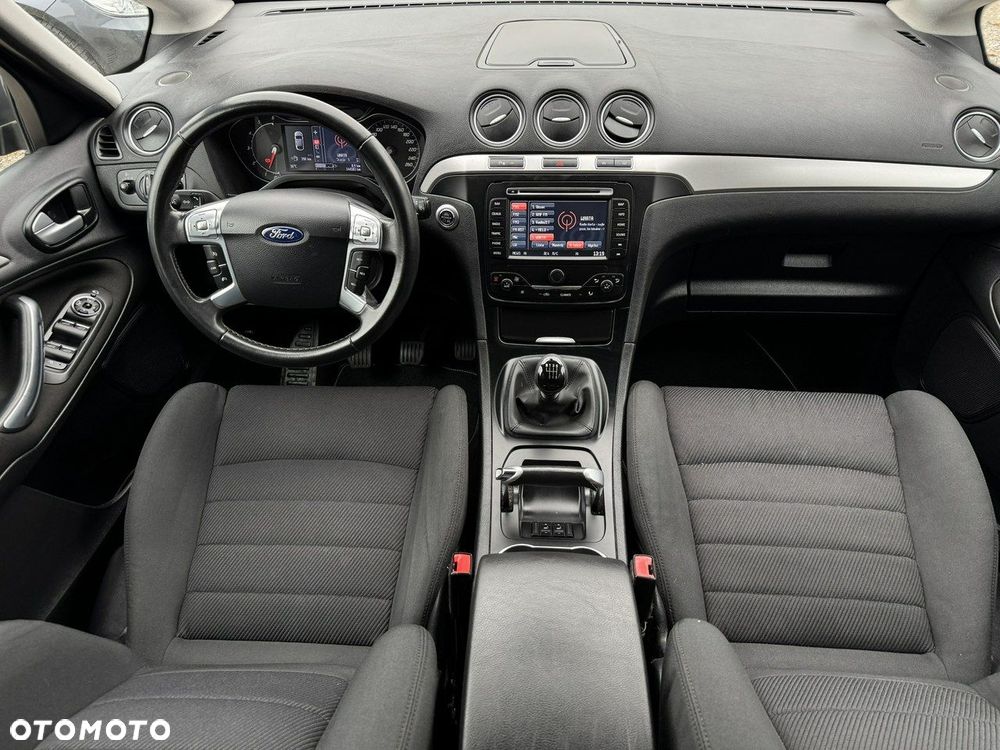Ford S-Max 2.0 TDCi DPF Titanium - 24