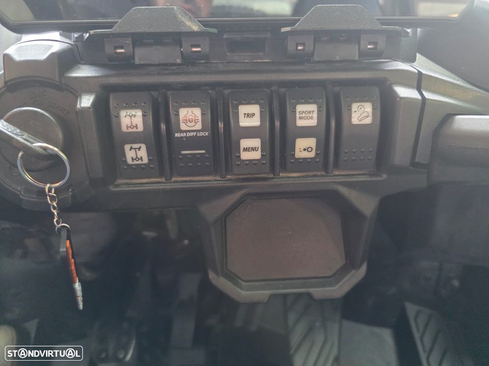 Can-Am Maverick R Sport Max - 21