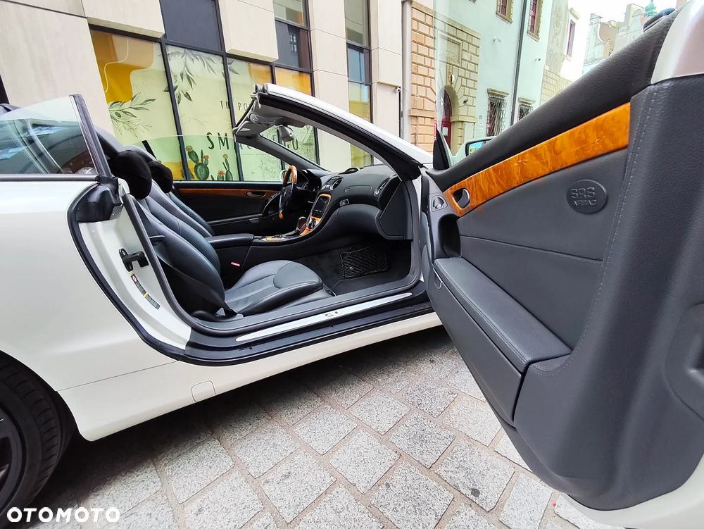 Mercedes-Benz SL - 30