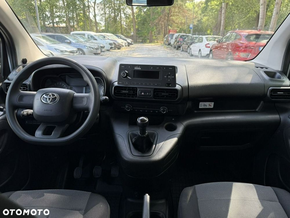 Toyota Proace City - 21