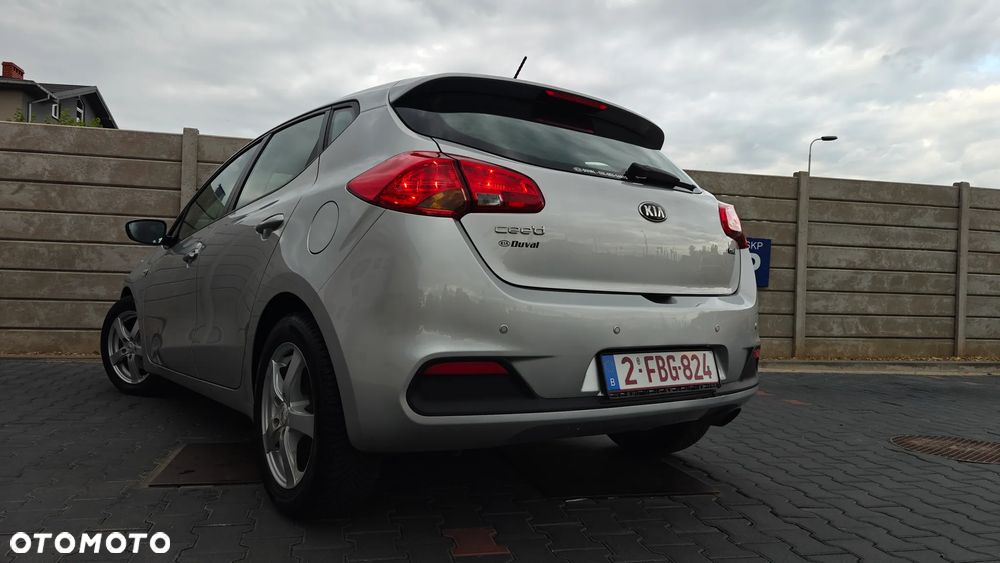 Kia Ceed Cee'd 1.4 CRDi M - 7