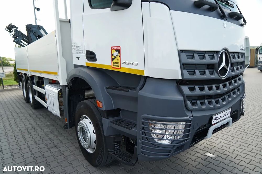 Mercedes-Benz AROCS 2643 / 6x4 / CAROSERIE CU BALANȚĂ - 6,3 M / MACARA HIAB X-HIDUO 188 ES-4 / CAPACITATE MAXIMĂ DE RIDICARE: 5.300 KG / ROTATOARE / PODEA HEAVY-DUTY / TRANSMISIE AUTOMATĂ - 16