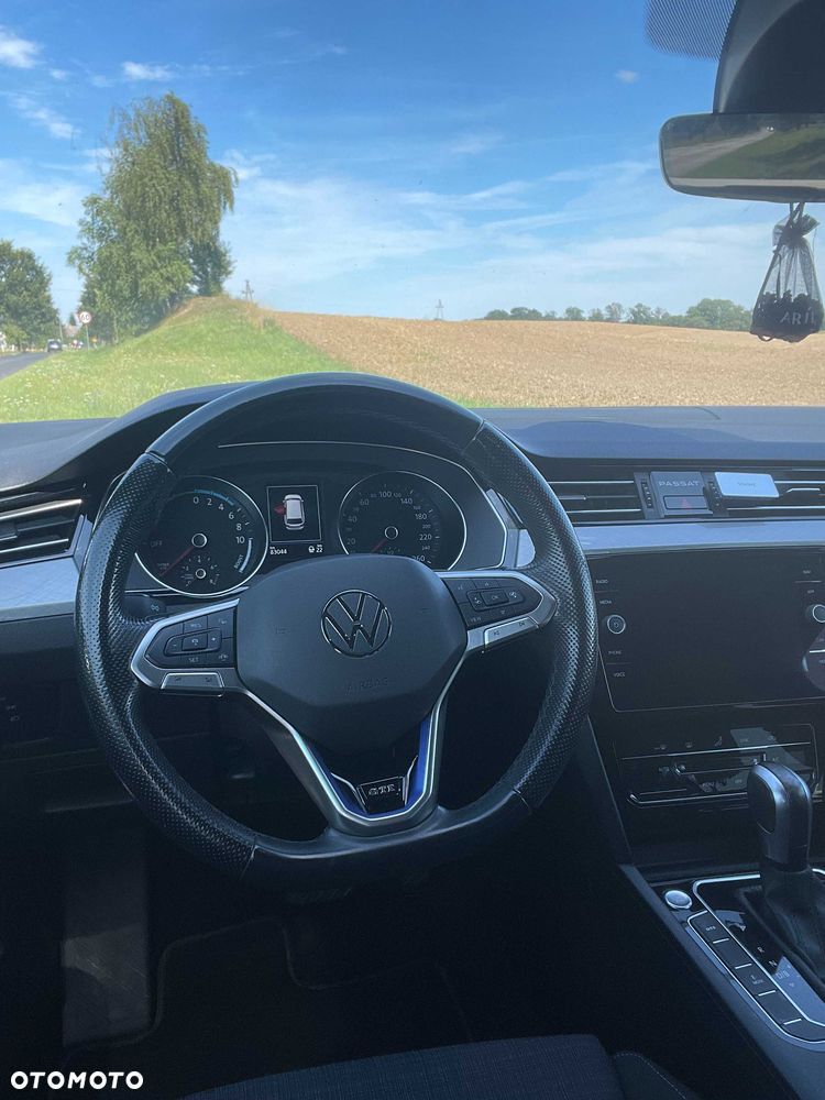 Volkswagen Passat - 7