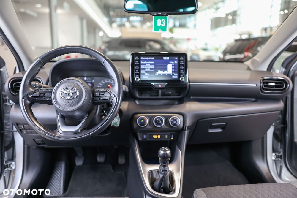 Toyota Yaris - 6